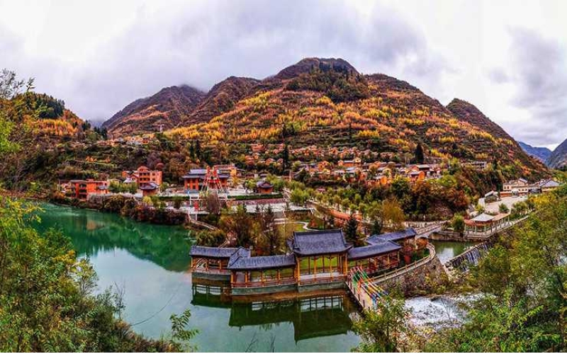 官鵝溝景區(qū)、平?jīng)霾糠志皡^(qū)向全國醫(yī)護(hù)人員免費(fèi)開放